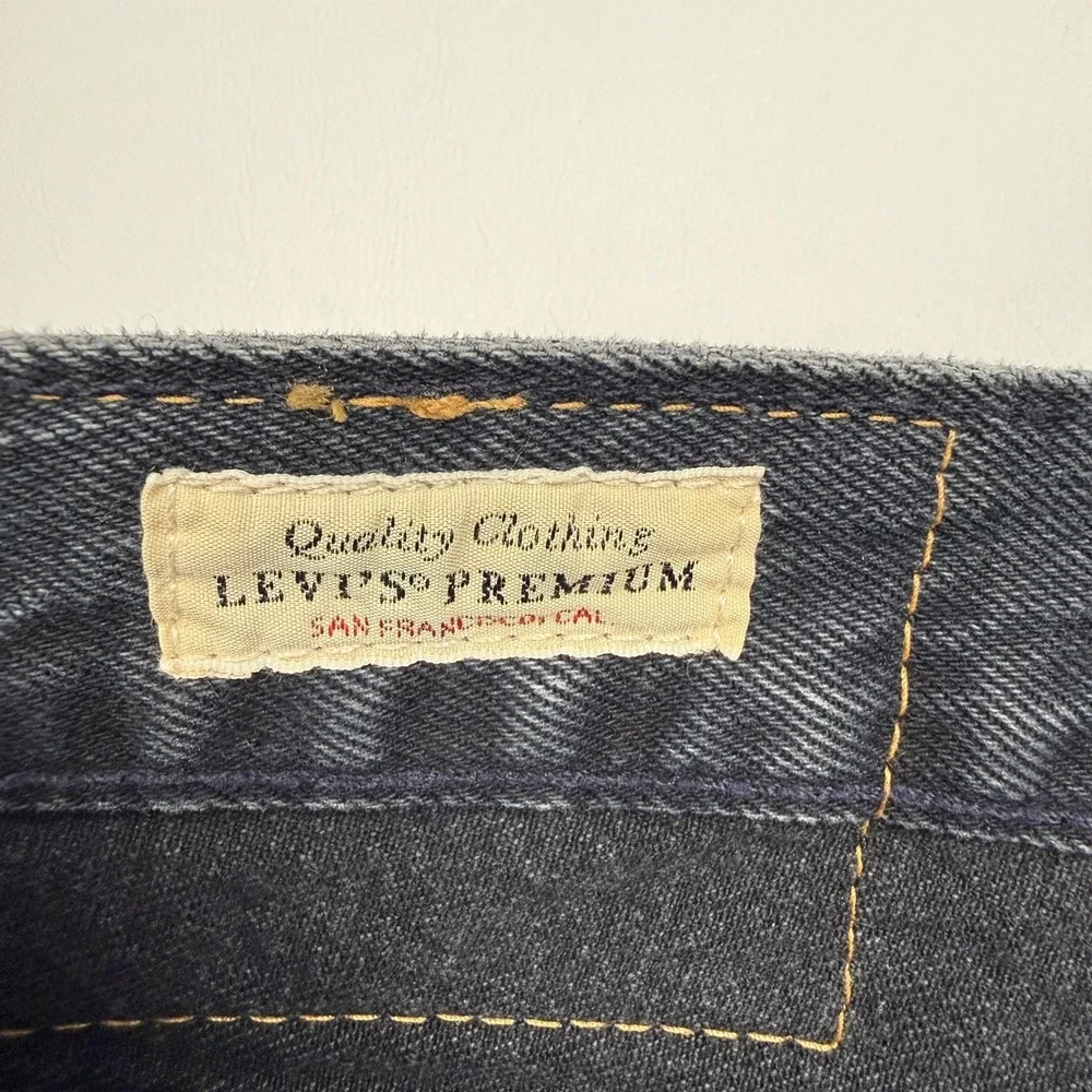 Levis Premium 501 Jeans Mens 32x30 Blue Straight Leg Button Fly Stretch Denim